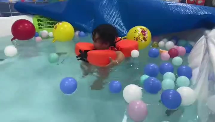 游泳